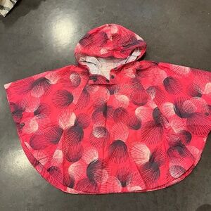 Girls poncho cap